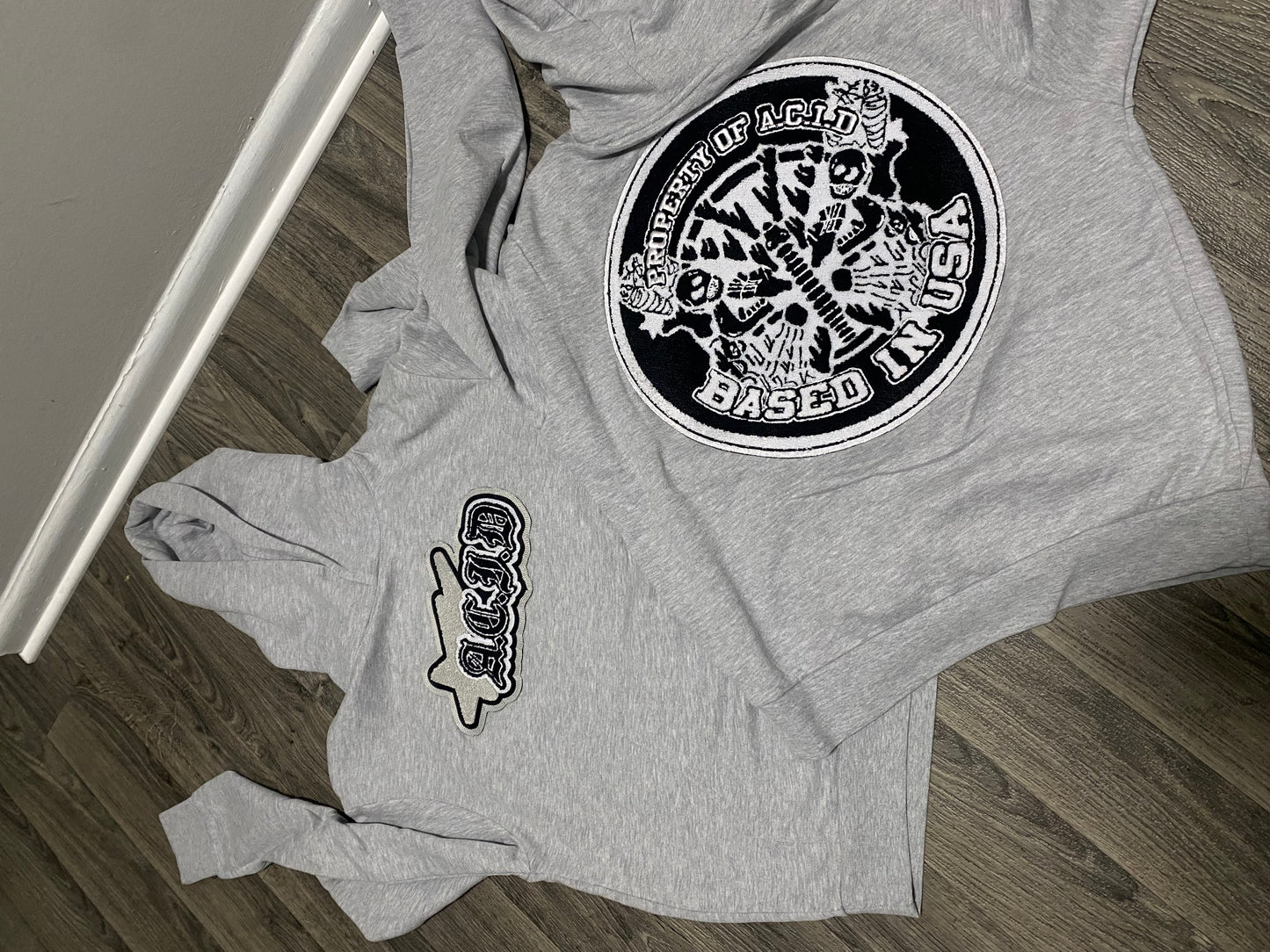 Wolf Grey patch Hoodie